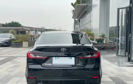 Toyota Camry, 2025 год, 3 990 009 рублей, 4 фотография