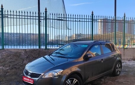 KIA cee'd I рестайлинг, 2010 год, 730 000 рублей, 1 фотография