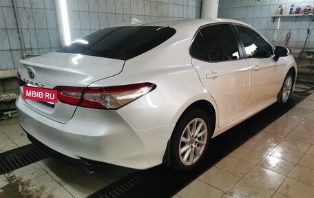 Toyota Camry, 2021 год, 2 870 000 рублей, 4 фотография