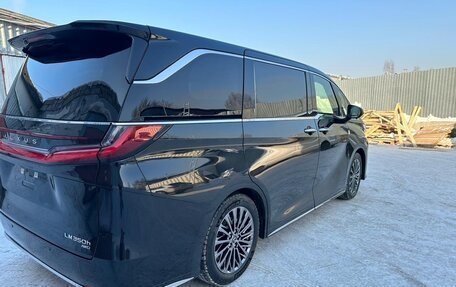 Lexus LM, 2024 год, 17 800 000 рублей, 3 фотография