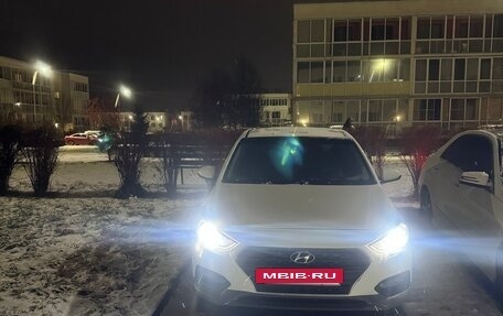 Hyundai Solaris II рестайлинг, 2017 год, 700 000 рублей, 5 фотография