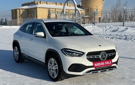 Mercedes-Benz GLA, 2021 год, 4 200 000 рублей, 2 фотография