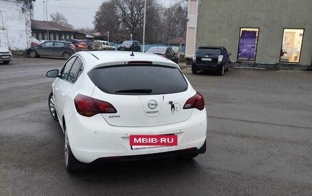 Opel Astra J, 2012 год, 550 000 рублей, 4 фотография