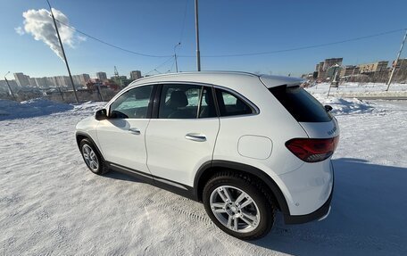 Mercedes-Benz GLA, 2021 год, 4 200 000 рублей, 13 фотография
