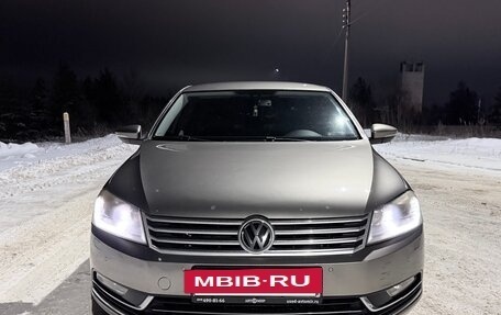 Volkswagen Passat B7, 2012 год, 1 100 000 рублей, 8 фотография