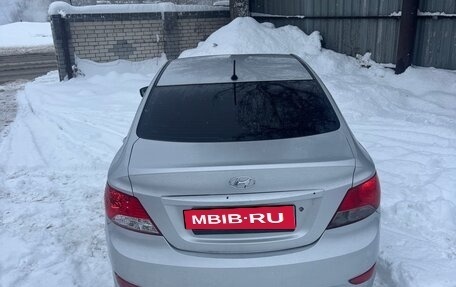 Hyundai Solaris II рестайлинг, 2012 год, 385 000 рублей, 6 фотография