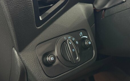 Ford Kuga III, 2016 год, 1 300 000 рублей, 10 фотография