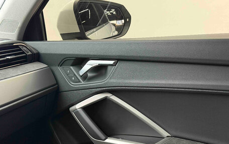 Audi Q3, 2021 год, 2 760 000 рублей, 15 фотография