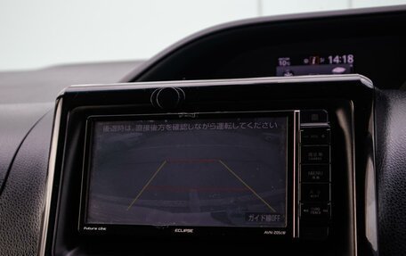 Toyota Noah III, 2015 год, 1 739 000 рублей, 16 фотография