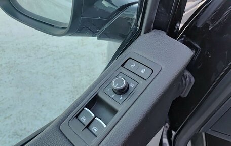 Volkswagen California T6, 2019 год, 5 175 000 рублей, 20 фотография