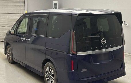 Nissan Serena, 2022 год, 2 200 500 рублей, 4 фотография