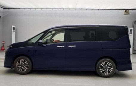 Nissan Serena, 2022 год, 2 200 500 рублей, 5 фотография