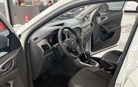 Volkswagen T-Cross I, 2022 год, 1 730 000 рублей, 7 фотография