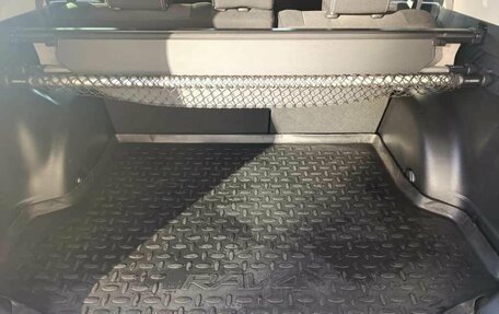 Toyota RAV4, 2017 год, 1 915 000 рублей, 17 фотография