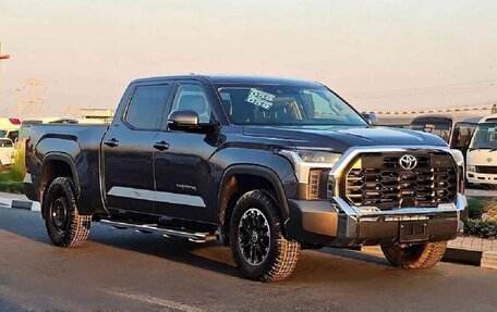 Toyota Tundra, 2022 год, 7 170 999 рублей, 3 фотография