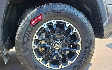 Toyota Tundra, 2022 год, 7 170 999 рублей, 6 фотография