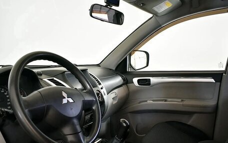 Mitsubishi Pajero Sport II рестайлинг, 2012 год, 1 600 000 рублей, 5 фотография