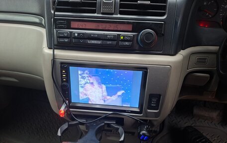 Nissan Bassara, 1999 год, 680 000 рублей, 2 фотография