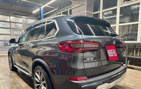 BMW X5, 2022 год, 6 200 000 рублей, 3 фотография
