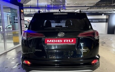 Toyota RAV4, 2017 год, 2 000 000 рублей, 6 фотография