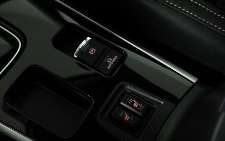 Mitsubishi Outlander III рестайлинг 3, 2022 год, 2 999 700 рублей, 18 фотография