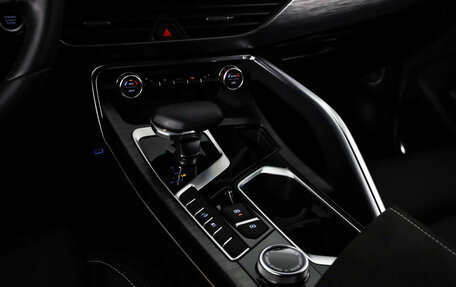 Geely Tugella FY11, 2023 год, 3 299 000 рублей, 17 фотография