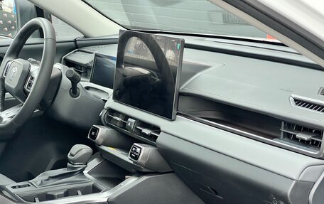 Toyota RAV4, 2025 год, 5 190 000 рублей, 15 фотография