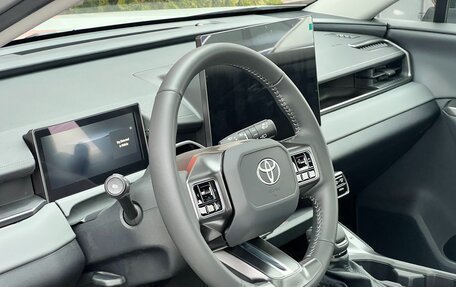 Toyota RAV4, 2025 год, 5 190 000 рублей, 11 фотография