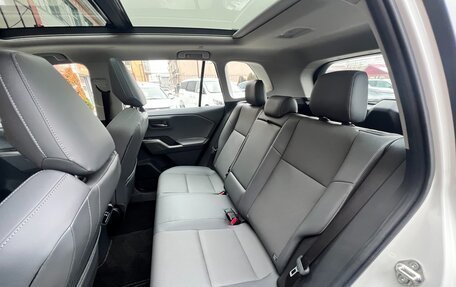 Toyota RAV4, 2025 год, 5 190 000 рублей, 24 фотография