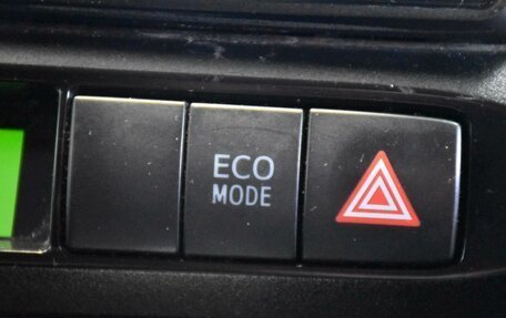 Toyota Wish II, 2012 год, 1 350 000 рублей, 18 фотография