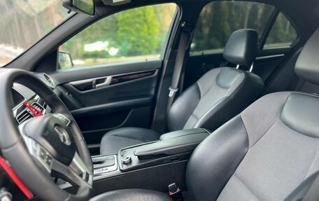 Mercedes-Benz C-Класс, 2012 год, 1 550 000 рублей, 14 фотография