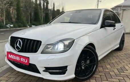 Mercedes-Benz C-Класс, 2012 год, 1 550 000 рублей, 3 фотография