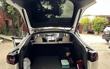 Tesla Model Y I, 2021 год, 4 500 000 рублей, 16 фотография