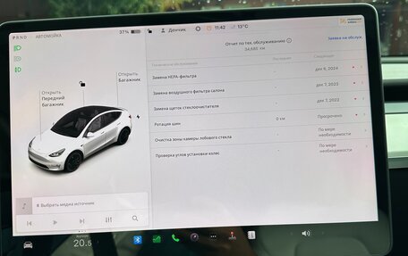 Tesla Model Y I, 2021 год, 4 500 000 рублей, 24 фотография