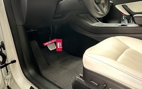 Tesla Model Y I, 2021 год, 4 500 000 рублей, 20 фотография