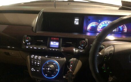 Honda Elysion I, 2006 год, 1 400 000 рублей, 10 фотография