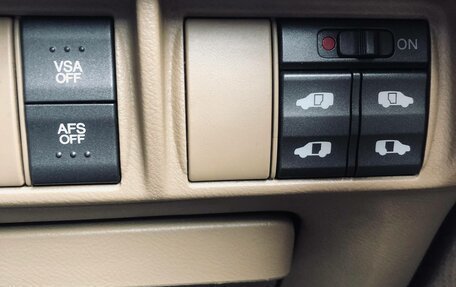 Honda Elysion I, 2006 год, 1 400 000 рублей, 6 фотография