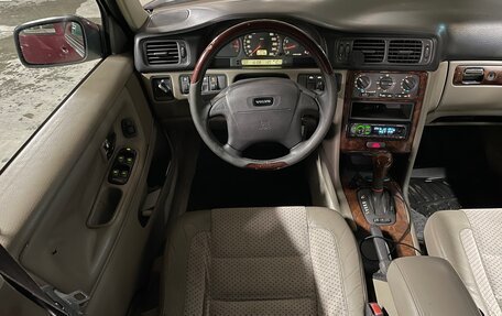 Volvo V70 III рестайлинг, 1997 год, 555 000 рублей, 31 фотография