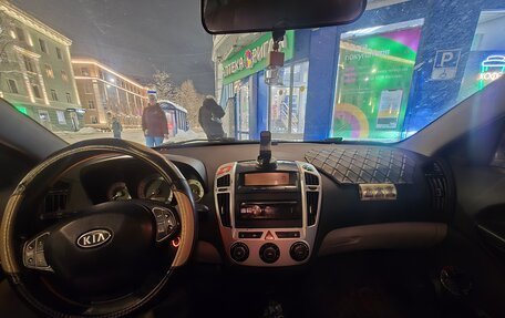 KIA cee'd I рестайлинг, 2009 год, 400 000 рублей, 17 фотография