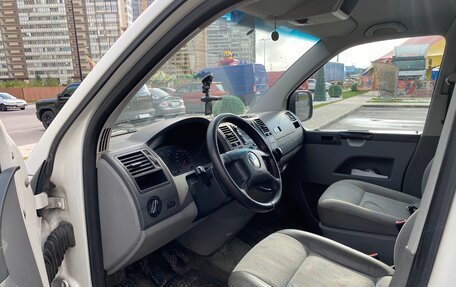 Volkswagen Transporter T5 рестайлинг, 2007 год, 850 000 рублей, 2 фотография