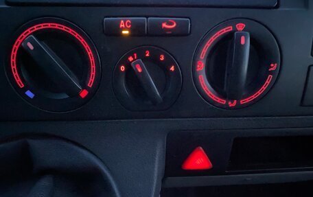 Volkswagen Transporter T5 рестайлинг, 2007 год, 850 000 рублей, 8 фотография