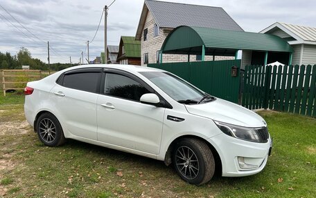 KIA Rio III рестайлинг, 2014 год, 850 000 рублей, 2 фотография