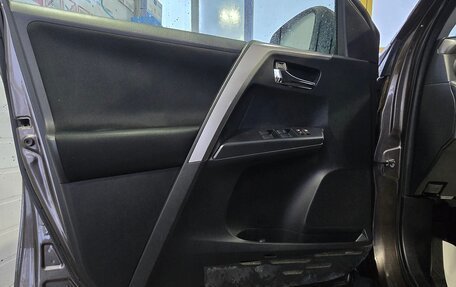 Toyota RAV4, 2018 год, 2 699 999 рублей, 9 фотография