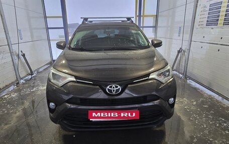 Toyota RAV4, 2018 год, 2 699 999 рублей, 6 фотография