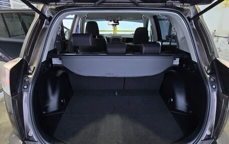 Toyota RAV4, 2018 год, 2 699 999 рублей, 14 фотография