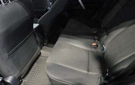 Toyota RAV4, 2018 год, 2 699 999 рублей, 13 фотография