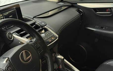 Lexus NX I, 2019 год, 3 600 000 рублей, 10 фотография