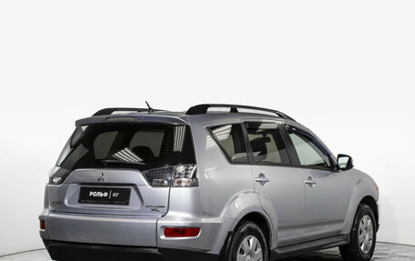 Mitsubishi Outlander III рестайлинг 3, 2011 год, 855 000 рублей, 4 фотография