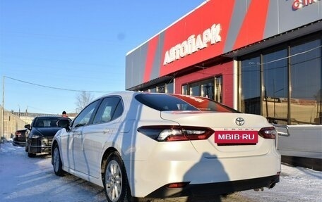 Toyota Camry, 2022 год, 3 499 000 рублей, 6 фотография