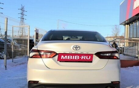 Toyota Camry, 2022 год, 3 499 000 рублей, 4 фотография